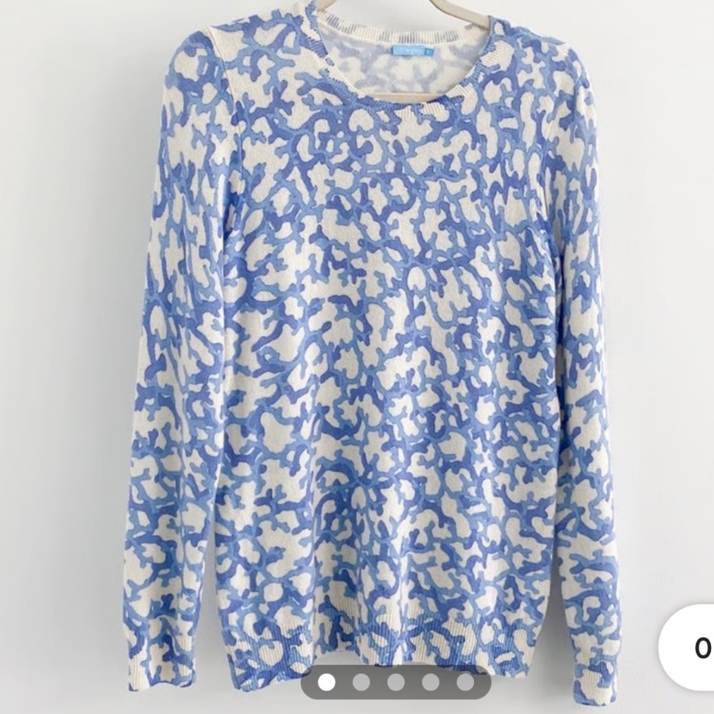 J. McLaughlin 100% Cashmere Crewneck Long Sleeve Sweater.